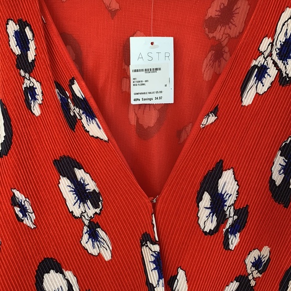 Red Floral Top - Picture 2 of 2